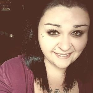 Meet your Posher, Kaycee